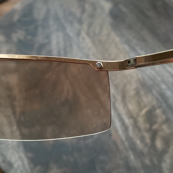 Women’s retro Polaroid UV400 rimless sunglasses Gold tan rectangular lightweight - Picture 9 of 9